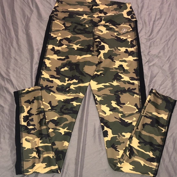 Abs2b Fitness camo leggings & bra set Small - Picture 3 of 9